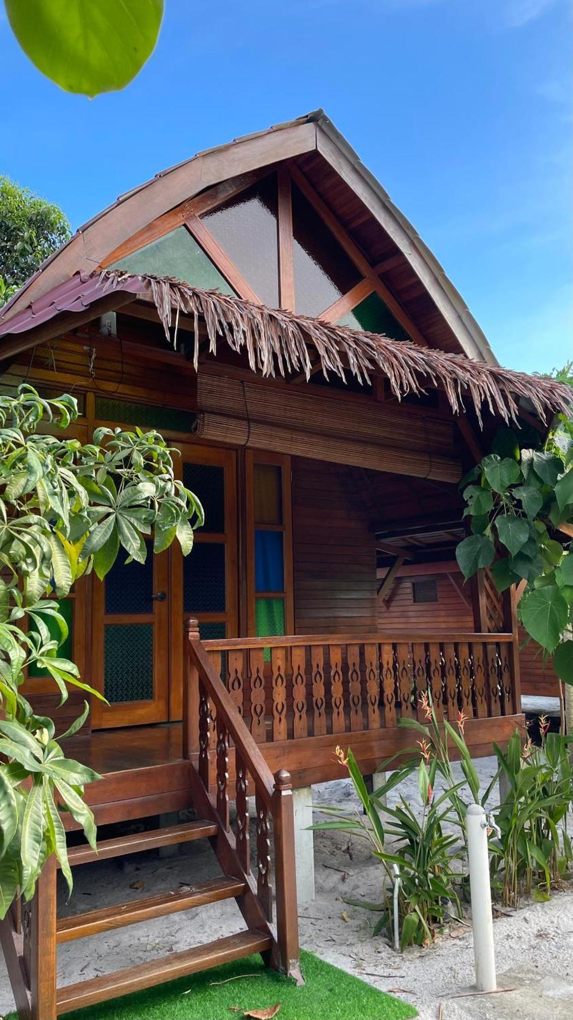 Golden Chenang Village Pantai Cenang  Zewnętrze zdjęcie