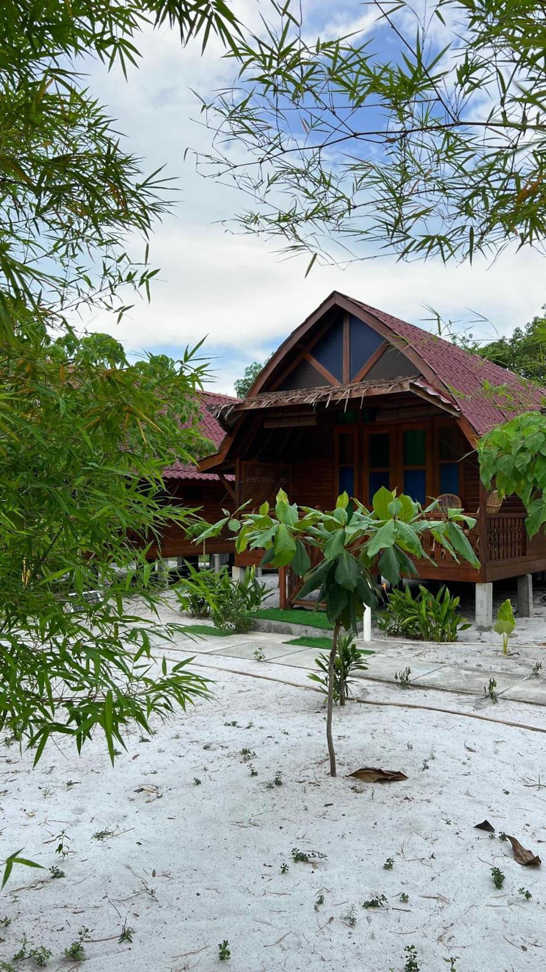Golden Chenang Village Pantai Cenang  Zewnętrze zdjęcie